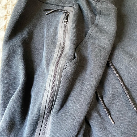 Nike Sportswear - Picture 3 of 9